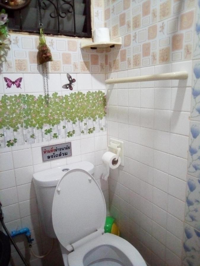 Ban Kru Ae Mixed Dorm Katil
